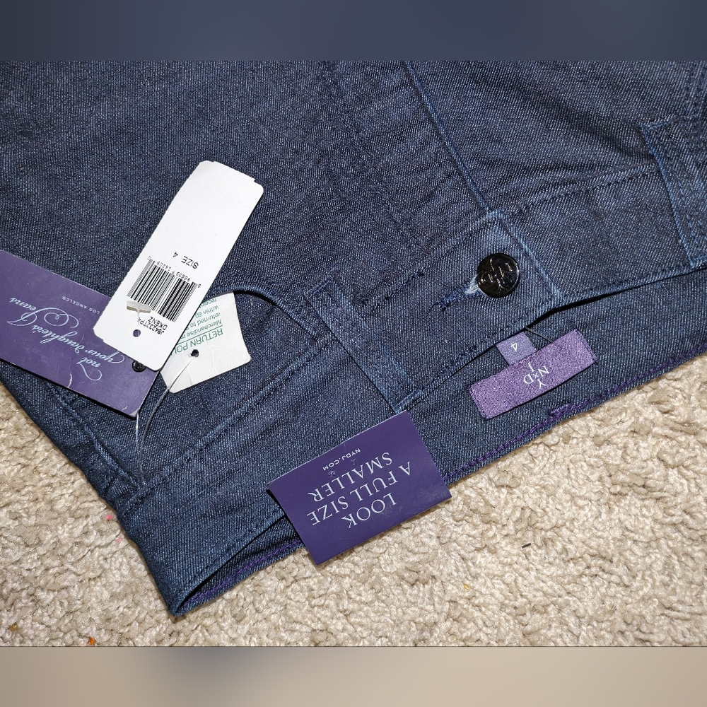 NYDJ NWT Teen Size 4 Dark Blue Jeans